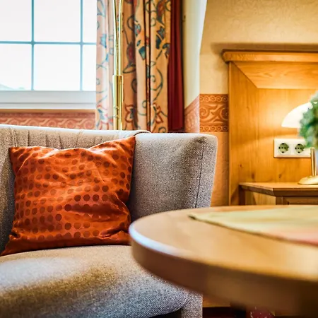 Lenneper-fuehrt Hotel