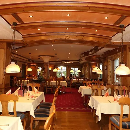 Hotel Lenneper-fuehrt